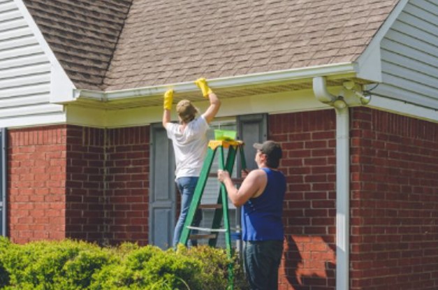 Tips on Maintaining Rain Gutters